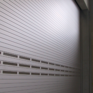 Galería puerta enrollable industrial M.LUQUE