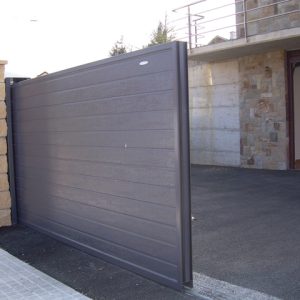 galería puerta corredera residencial M.LUQUE 6