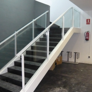 escaleras trabajos de cerrajeria m.Luque